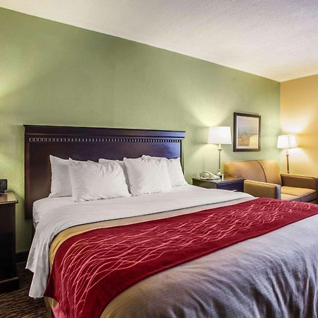 Quality Inn Belton - Kansas City South Екстериор снимка